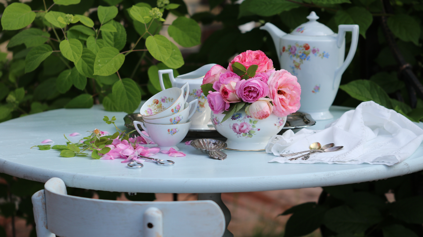 spring flower arrangement ideas