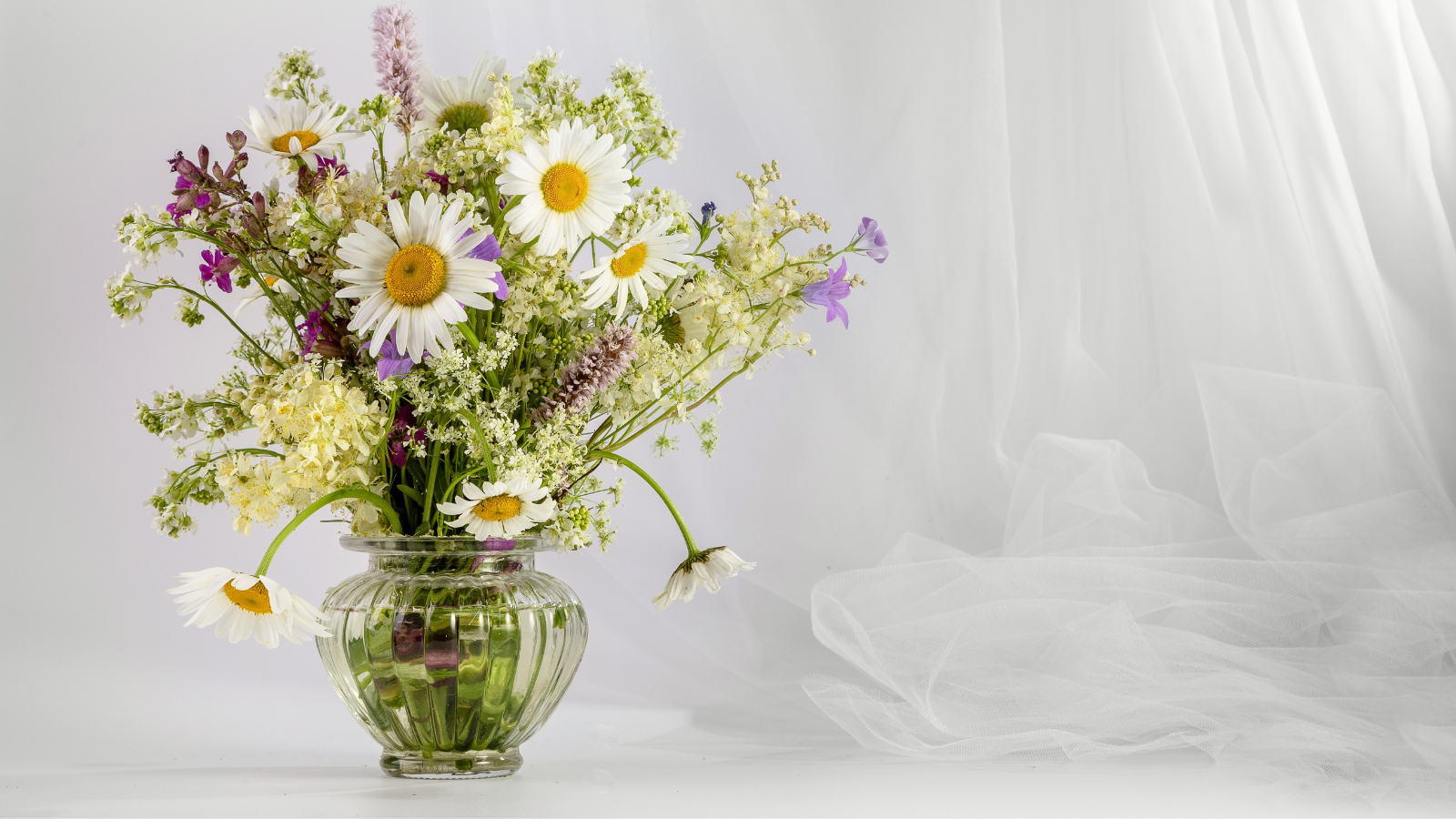 spring flower arrangement ideas