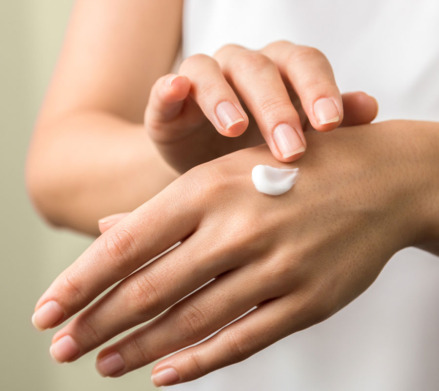 Use Moisturers, Winter Skin care Tips