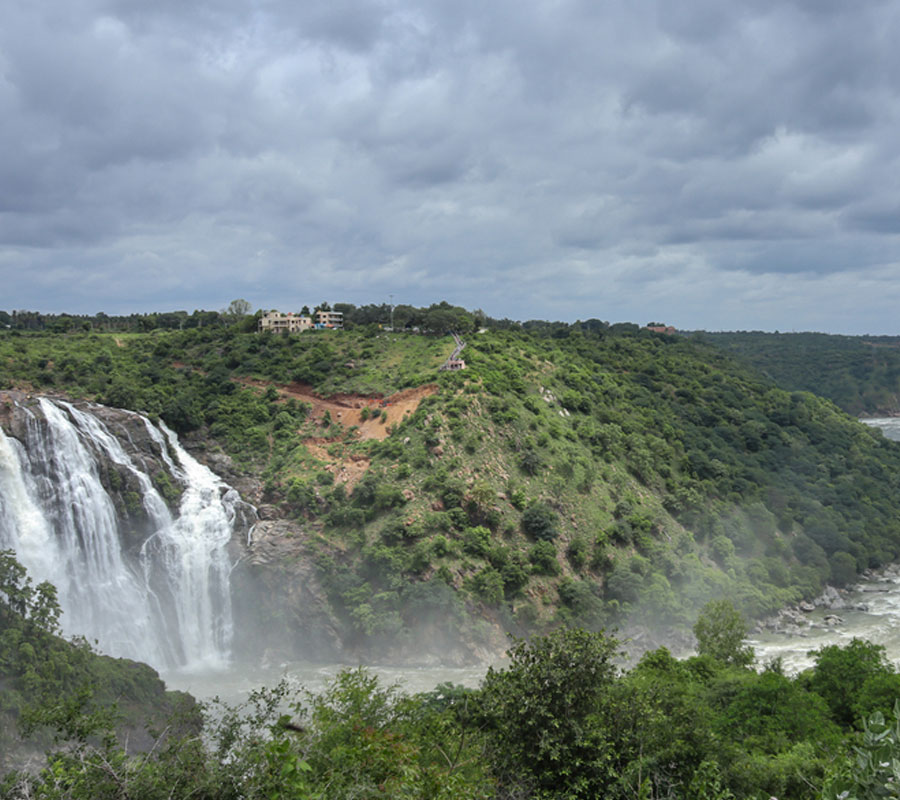 waterfalls near bangalore, shivanasamudra falls