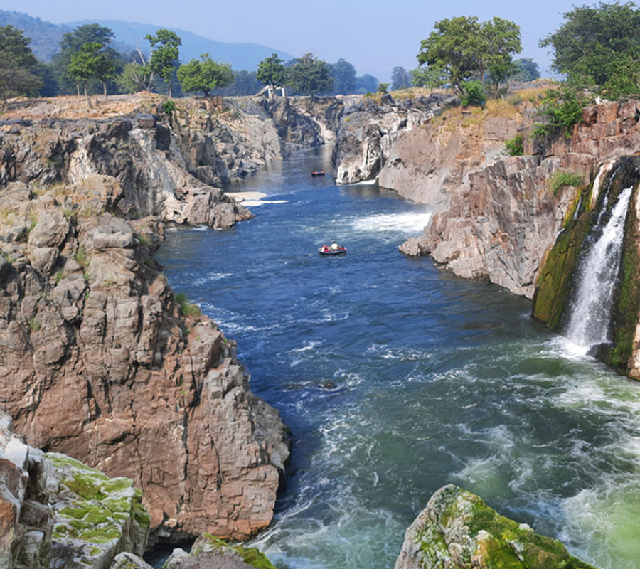 waterfalls near bangalore, hogenakkal falls