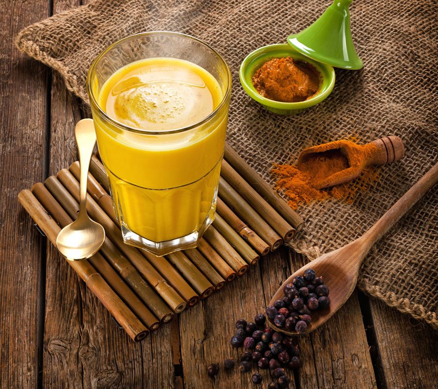 Kick The Caffeine With These 7 Tea And Coffee Alternatives