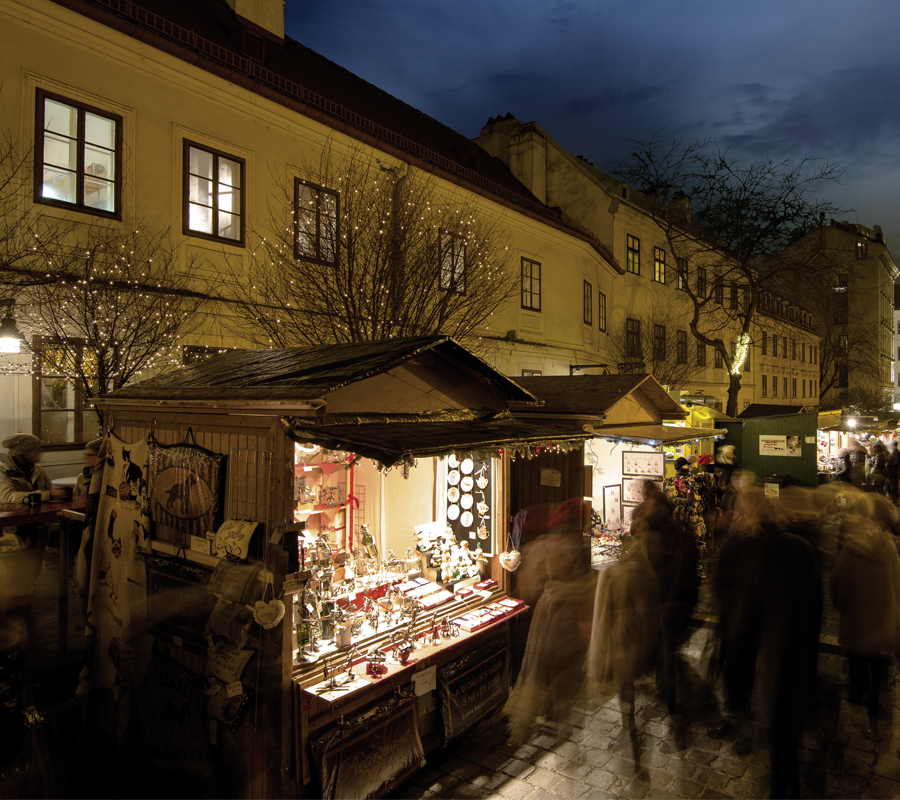 9 MustVisit Christmas Markets In Vienna Zee Zest