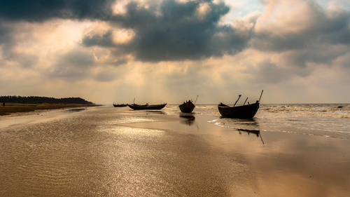 Daily Life At Shangumugham Beach In Kerala | 13 images • NurPhoto Agency