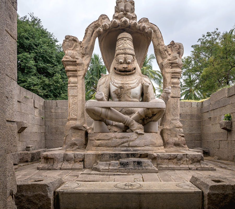 bangalore to hampi road trip, Lakshmi Narasimha temple