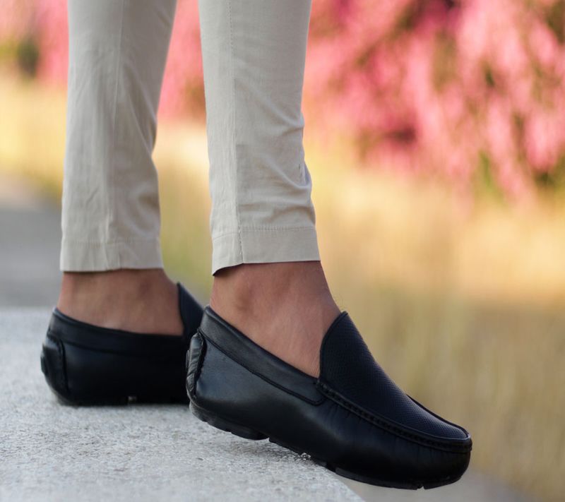 The Driving Loafer in Black | Men's Slip-on Loafers | Rothy's