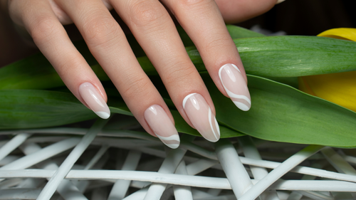 Gel Nail Extensions vs. Nail Reconstruction: Choosing the Right Solution  for You - theglobalmanicurist.com