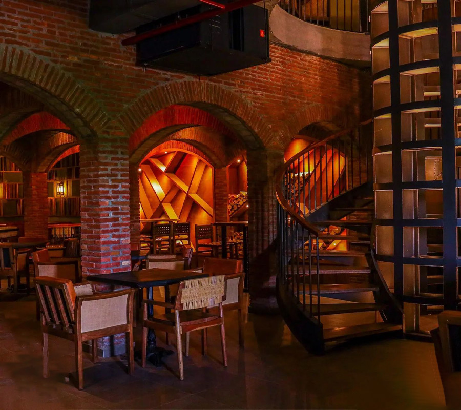 best pubs in chandigarh, the great bear