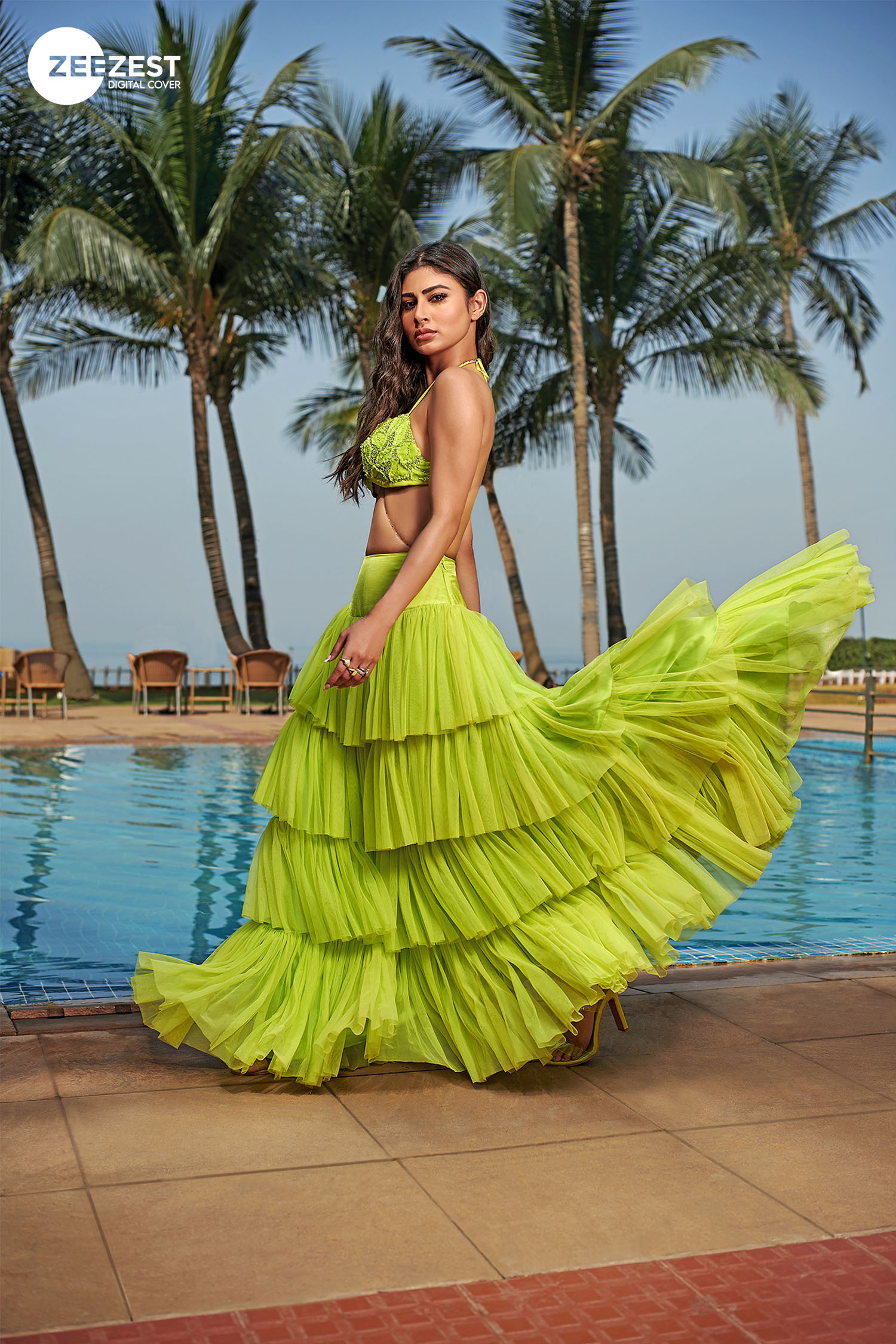 With Husband Suraj Nambiar On Vacation, Mouni Roy's Pool Day In A