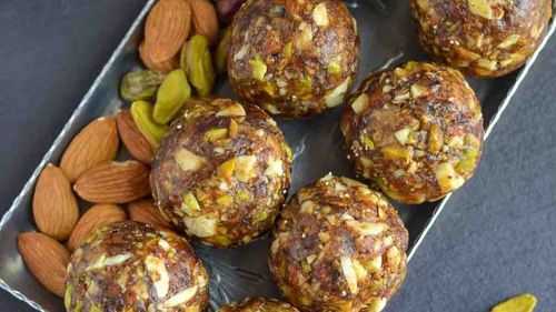 Dry fruits ladoo