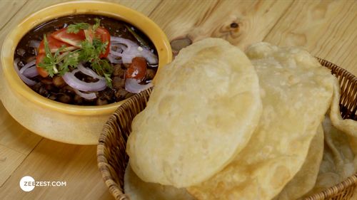 Pindi Chole And Bhature