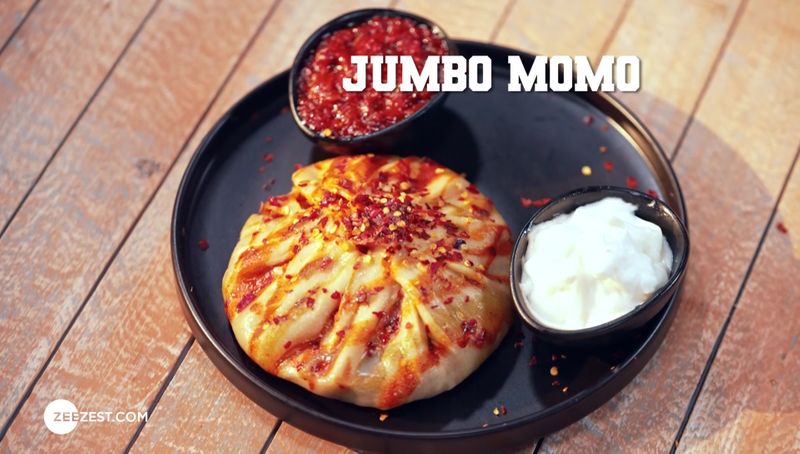 Jumbo Momo
