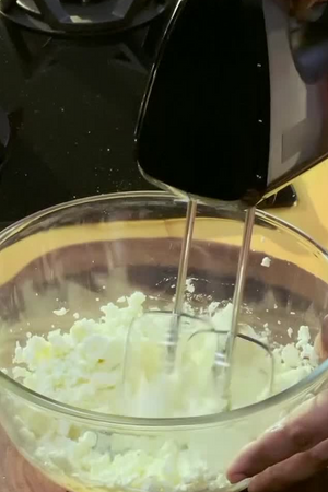 Watch Chilled Cheesecake Recipe By Chef Ajay Chopra