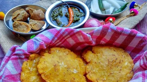 Sarson ka Saag & Makki ki Puri