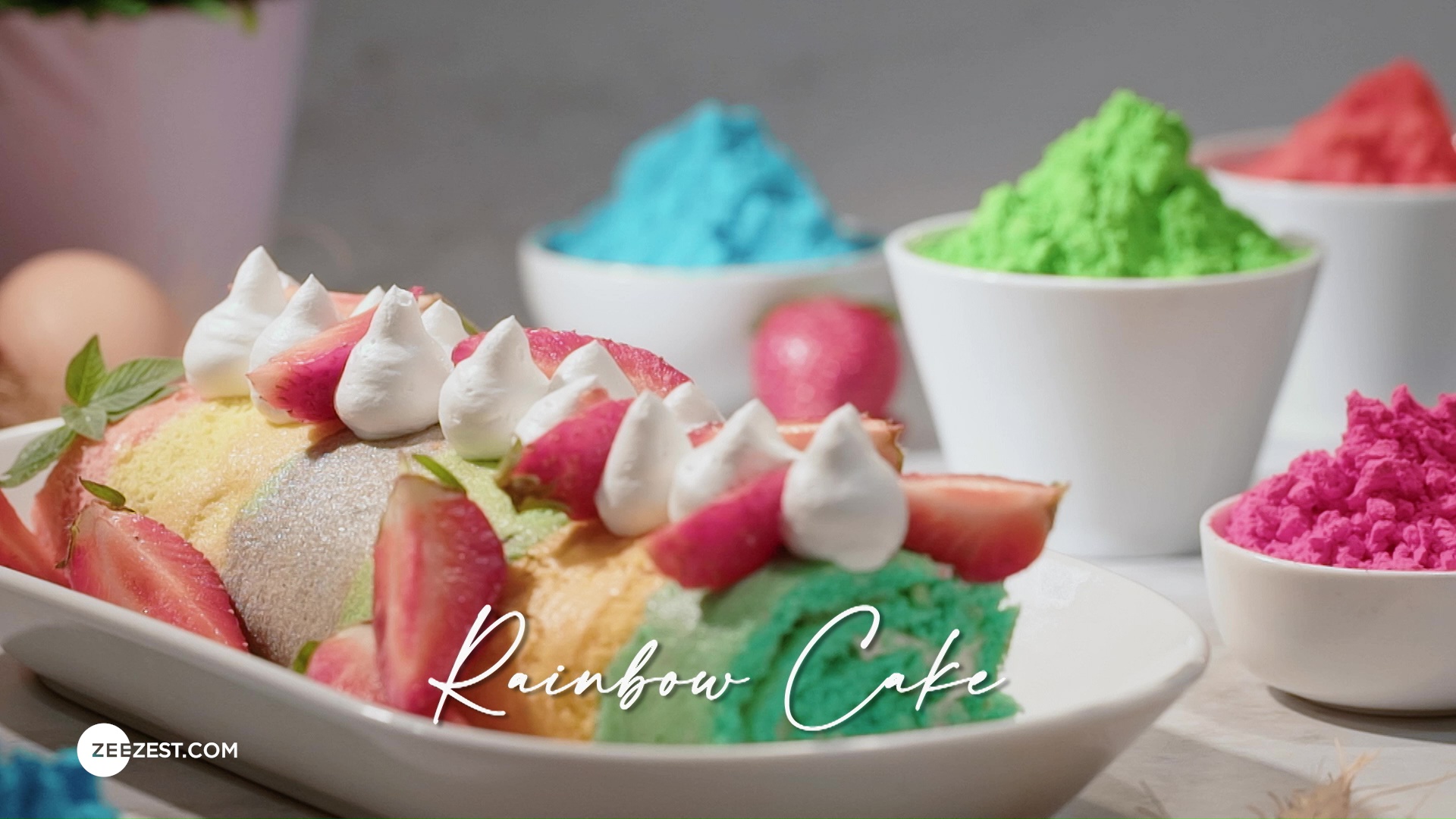 Buy Fresho Signature Rainbow Cake Online at Best Price of Rs 335 - bigbasket