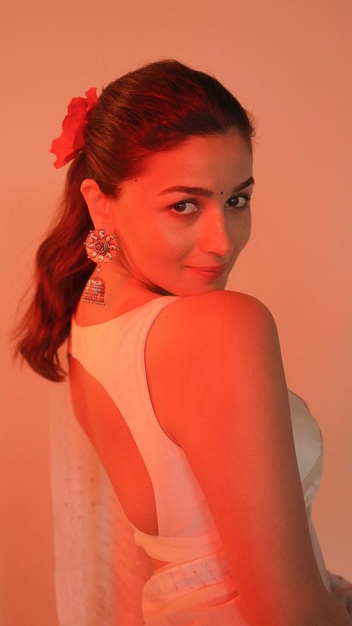 7 Times Alia Bhatt Shared Some Serious Braid spiration | Style & Beauty