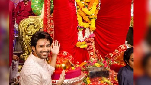 Here’s How Bollywood Celebrated Ganesh Chaturthi 