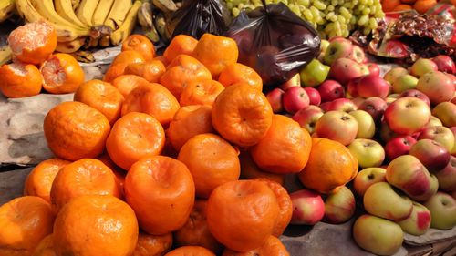 Winter Is Coming: 7 Seasonal Fruits To Include In Your Diet