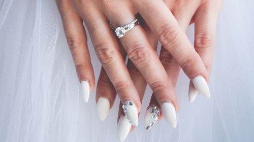 Minimal Wedding Nail Designs For Every Bride