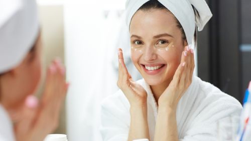 5 Healthy Skincare Habits To Adopt In 2023
