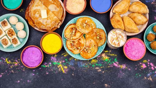 5 Delicious Food Items to Light Up Your Holi Feast
