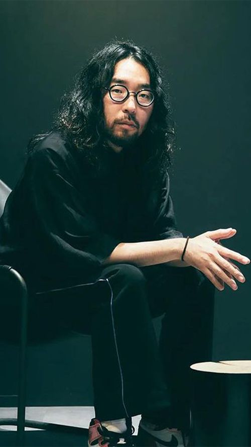 Top 10 Songs To Add To Your Airport Lounge Playlist