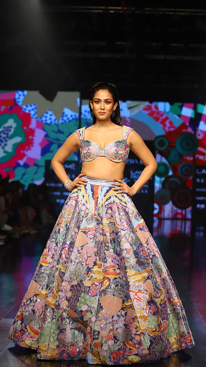 Lakme Fashion Week 2020: Our Favorite #BridalPicks From The Runway! |  Indian bride outfits, Lakme fashion week, Indian bridal dress