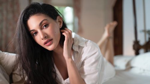 5 Haircare Secrets Of Bollywood Actor Amyra Dastur